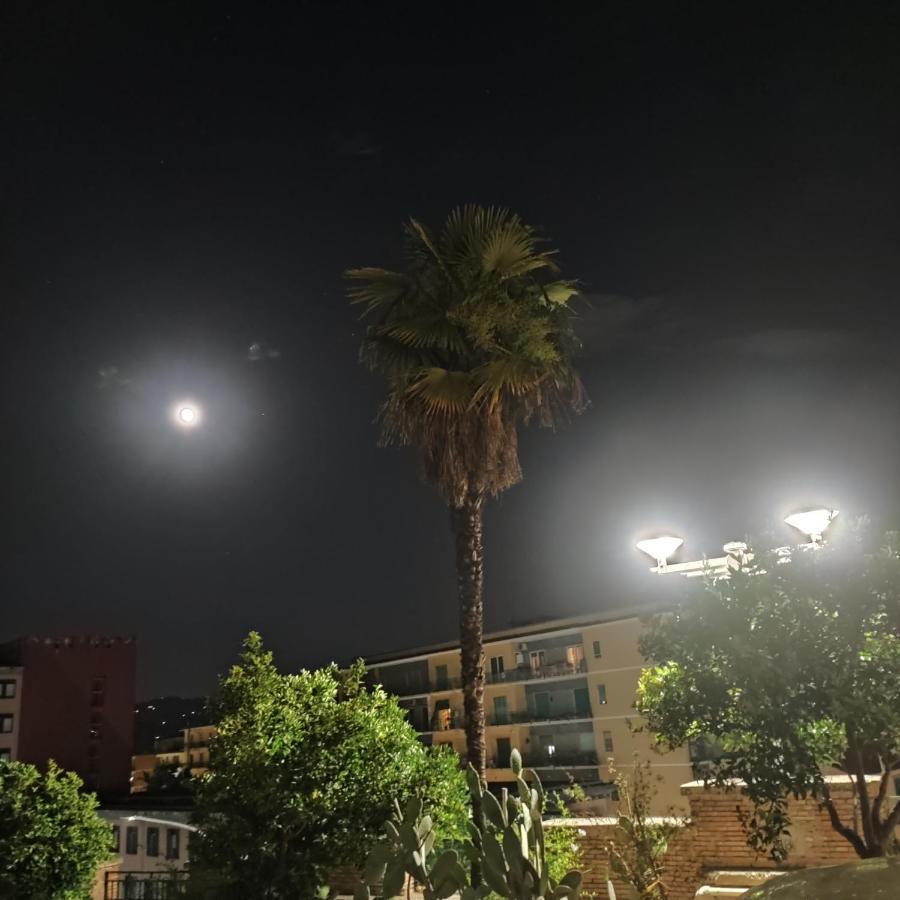 Appartamento La Rampa Benevento Bagian luar foto